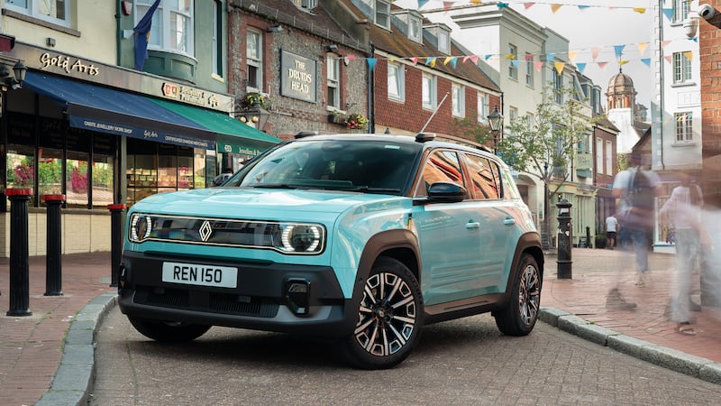 Renault 4 electric: From workhorse to show pony