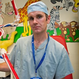 Scoliosis advocacy group calls for immediate publication of orthopaedic report